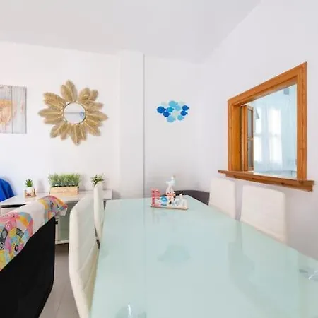 Apartº 1º Linea Playa *